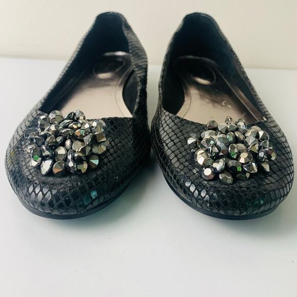 Calvin Klein Size 10 Women's Flat Shoes Black Leather Snakeskin Stone Stud - Picture 3 of 6